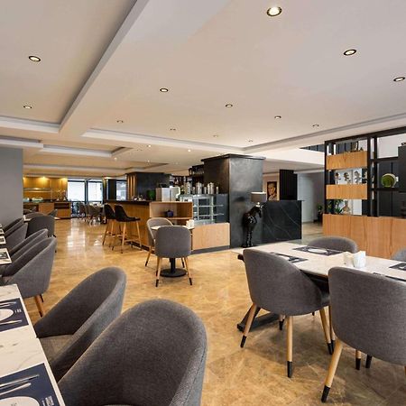 Days Inn By Wyndham Istanbul Arnavutkoy Buitenkant foto