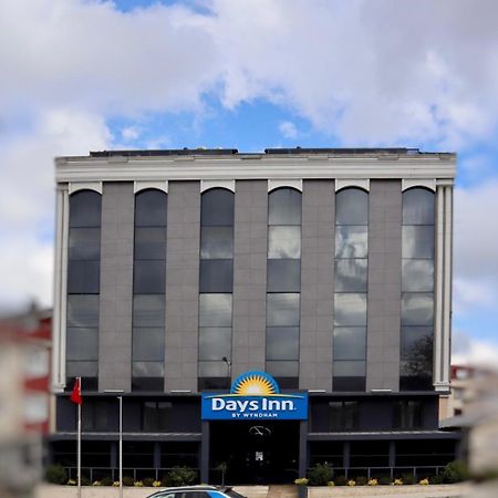 Days Inn By Wyndham Istanbul Arnavutkoy Buitenkant foto