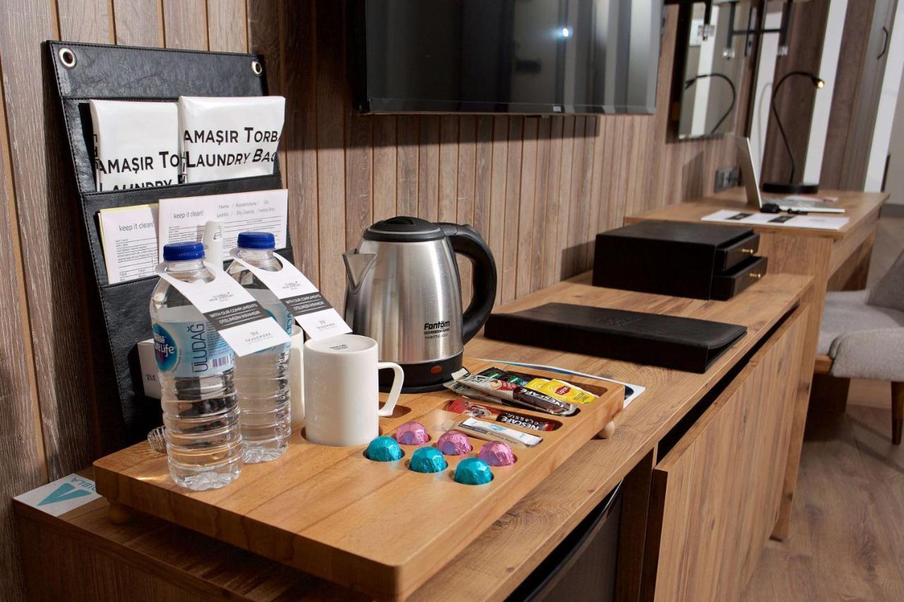 Days Inn By Wyndham Istanbul Arnavutkoy Buitenkant foto
