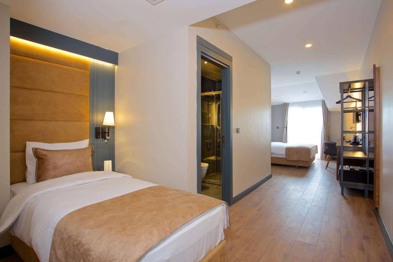 Days Inn By Wyndham Istanbul Arnavutkoy Buitenkant foto