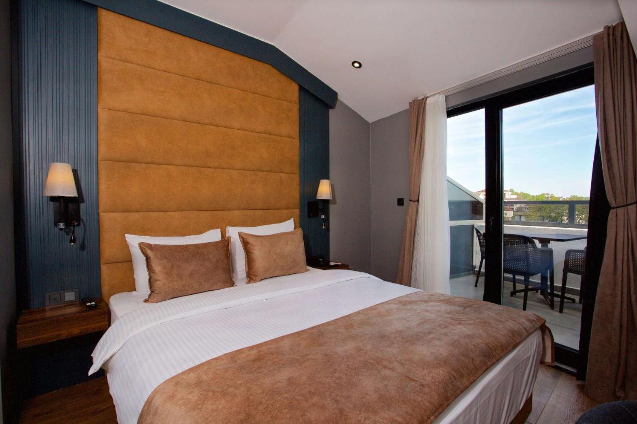 Days Inn By Wyndham Istanbul Arnavutkoy Buitenkant foto