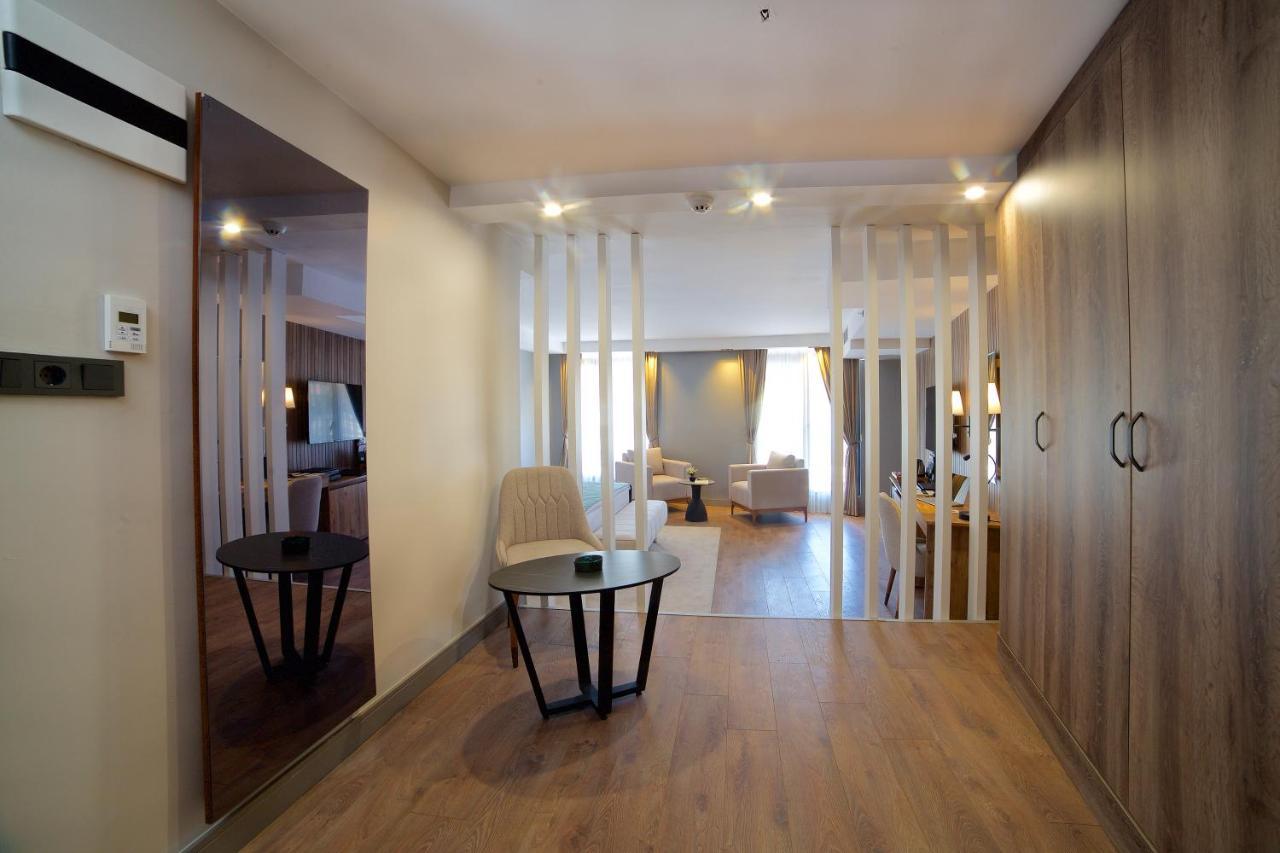 Days Inn By Wyndham Istanbul Arnavutkoy Buitenkant foto
