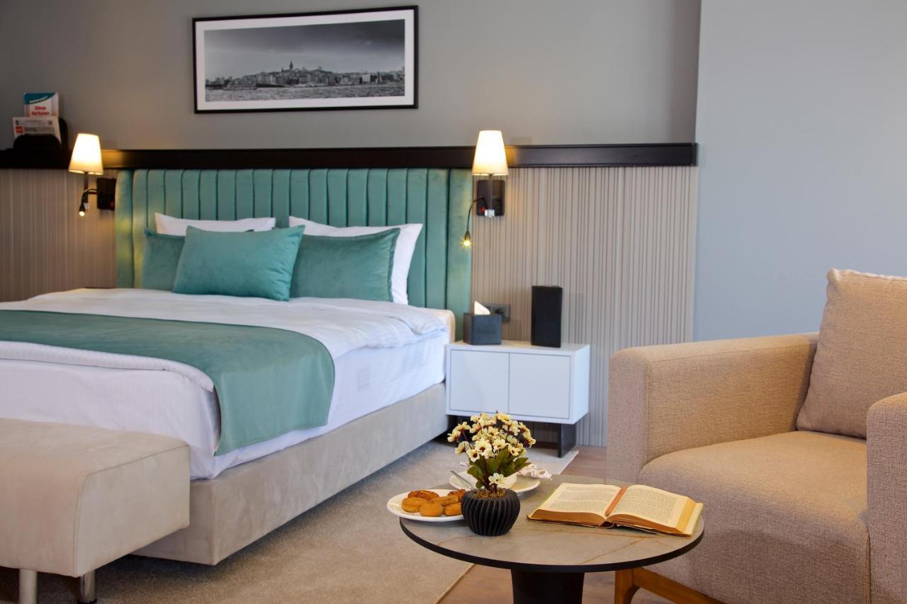 Days Inn By Wyndham Istanbul Arnavutkoy Buitenkant foto